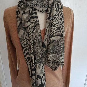 Modern Expressions oblong scarf
